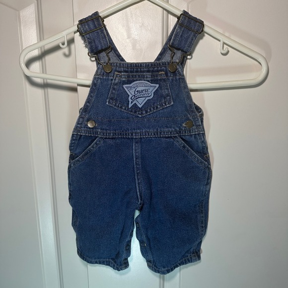 Vintage 90s Baby GUESS Medium‎ Wash Denim Patch Pocket Overalls Snap 3 Months - Picture 1 of 4